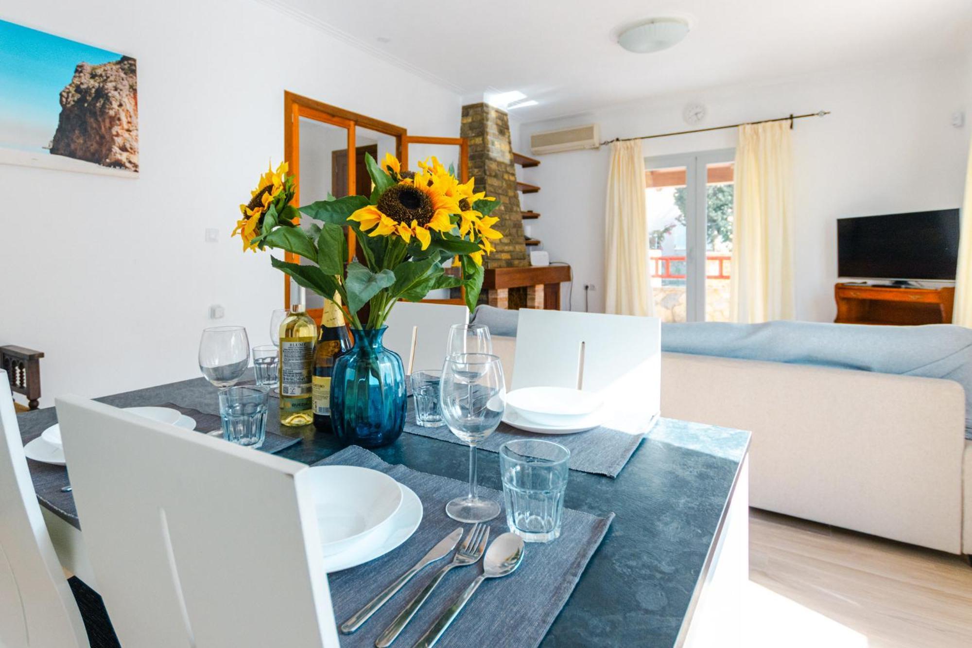 Villa Dolphin By Slow